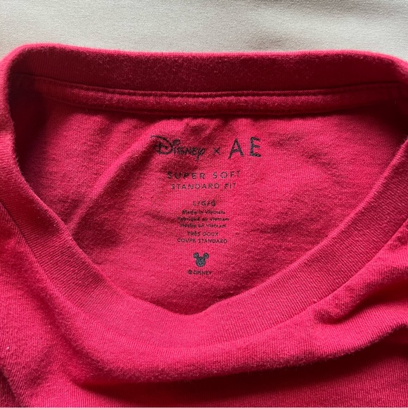 Disney X American Eagle Graphic T-Shirt – Men’s Large (L) – Red - Picture 4 of 5